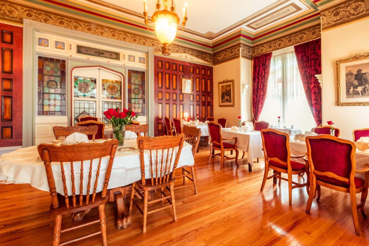 Amethyst Inn Виктория Экстерьер фото