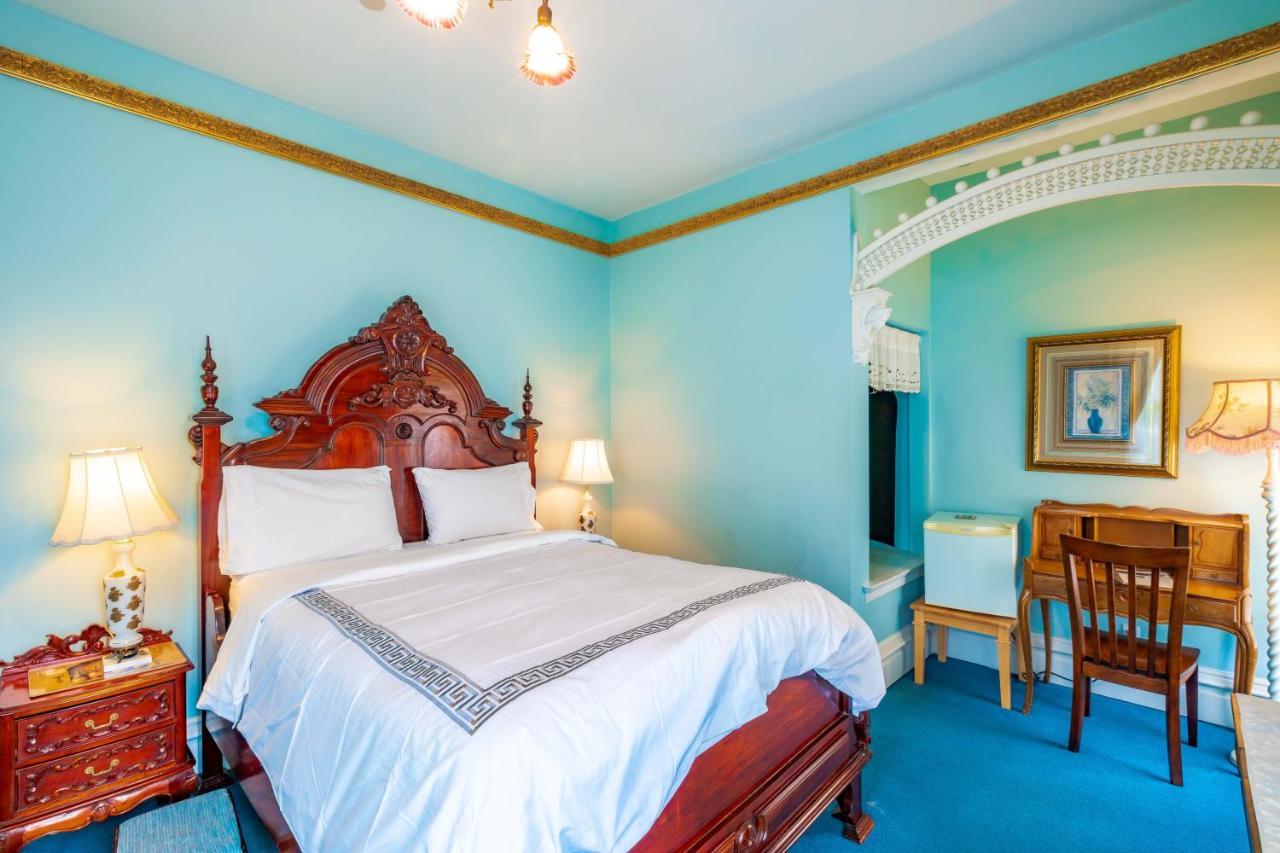 Amethyst Inn Виктория Экстерьер фото